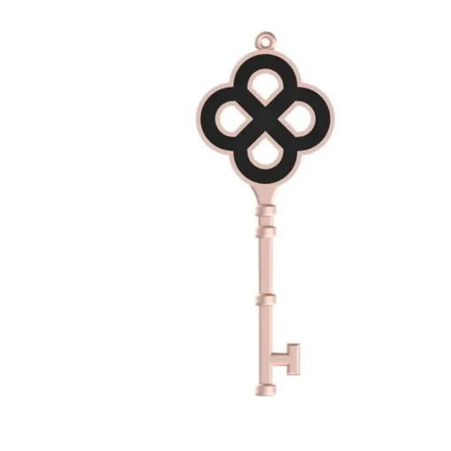 Vintage Clover Key Pendant in Gold - Image 4