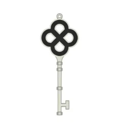 Vintage Clover Key Pendant in Gold